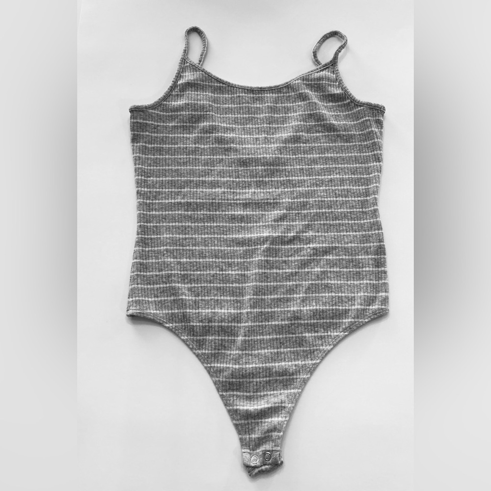 NWOT Express Women's Gray and White Striped Bodysuit Size M